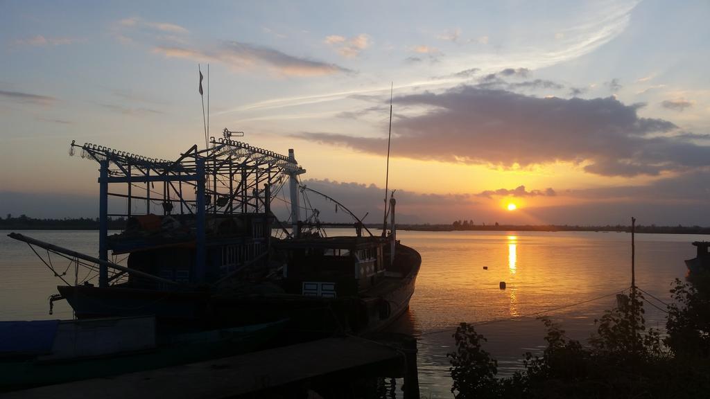 Viets Family River - Hoi An Homestay Exterior foto